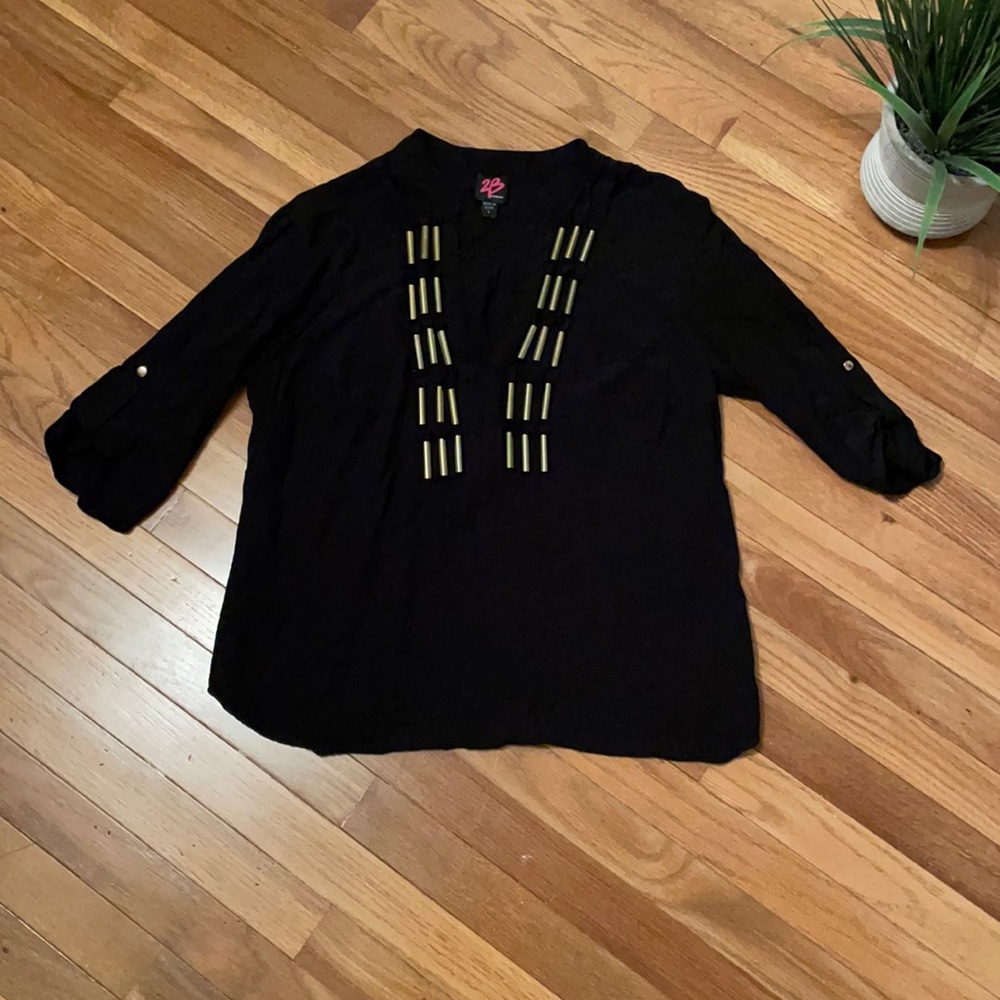 2B Bebe shirt